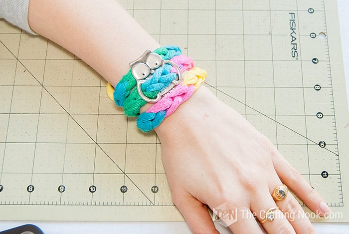 Wearing the 3-loop finger knit bracelet