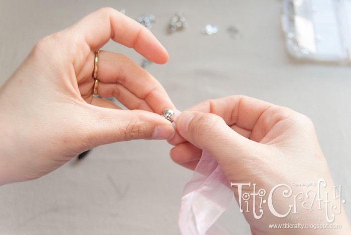 Inserting the spacer after the knot