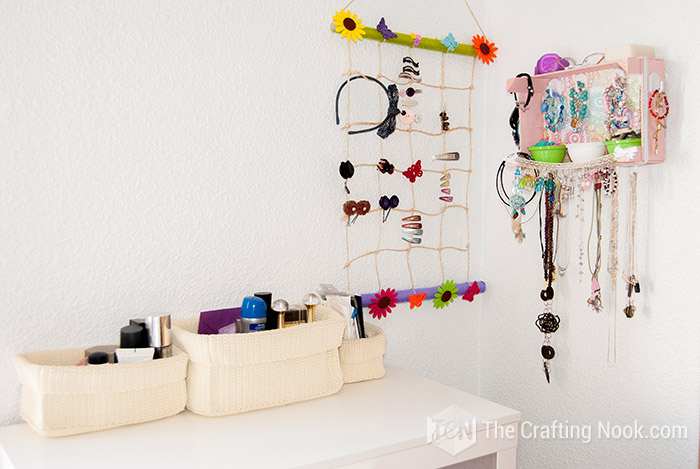 Upcycled Fruit Crate Jewelry Organizer | The Crafting Nook