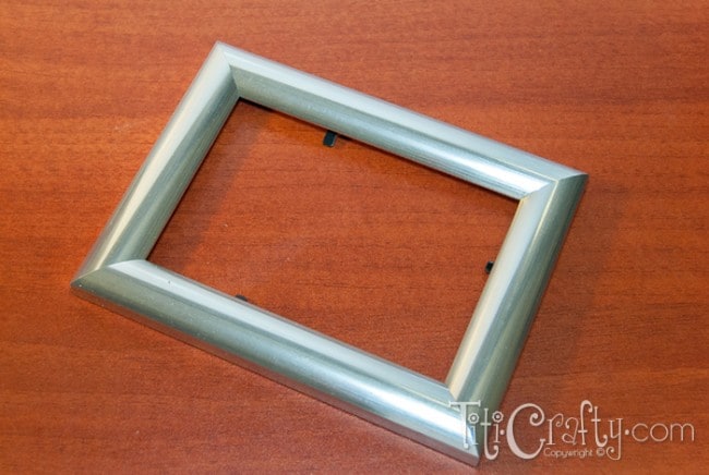 DIY photo frame masking tape craft - Merriment Design