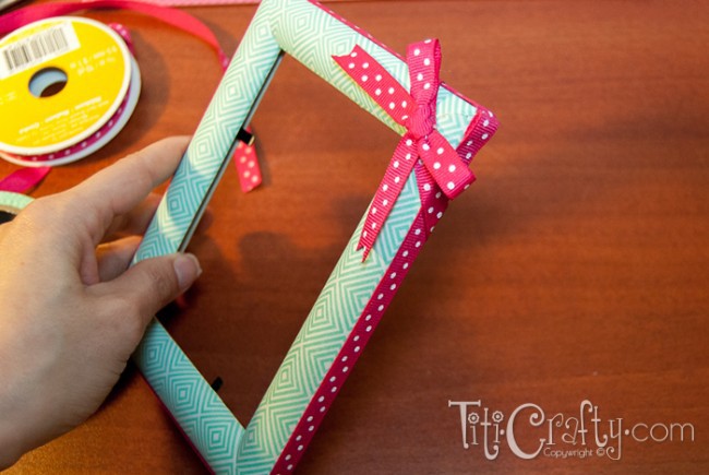 DIY photo frame masking tape craft - Merriment Design