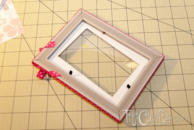 DIY photo frame masking tape craft - Merriment Design