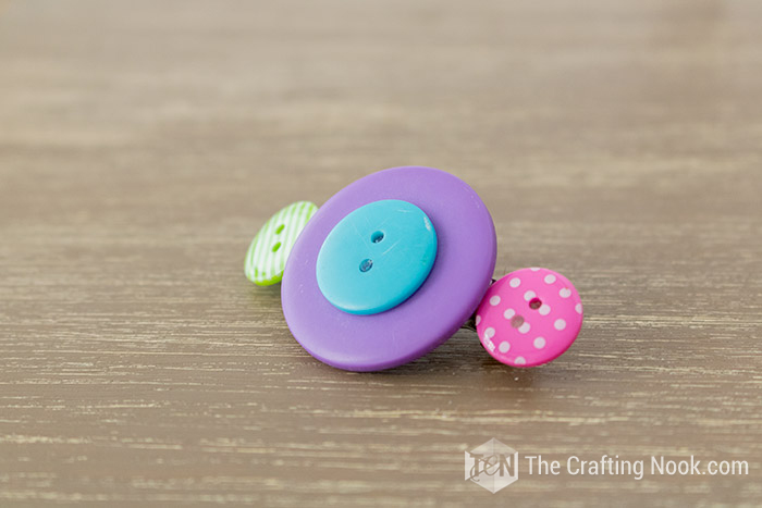 button hair clip done