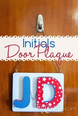 https://thecraftingnook.com/2013/10/mod-podge-initials-door-plaque/