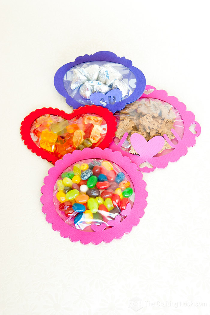 Valentine’s Day Candy Pouch Favor