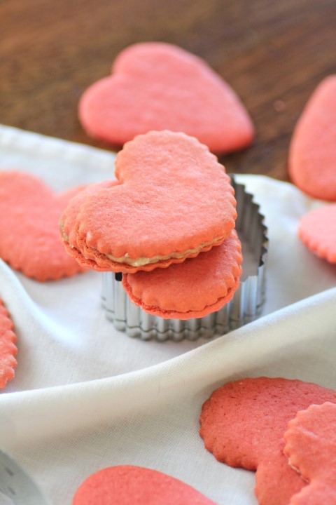 Valentine Heart Cookies for Creative Cookie Exchange by Noshing with the Nolands