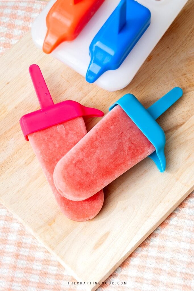 Overhead shot of the Easy Fruit Smoothie Popsicles cover image