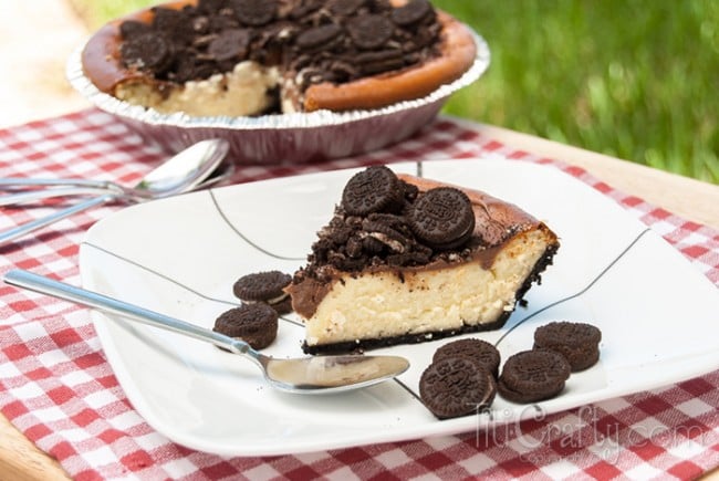 general view of a slice of oreo cheesecake