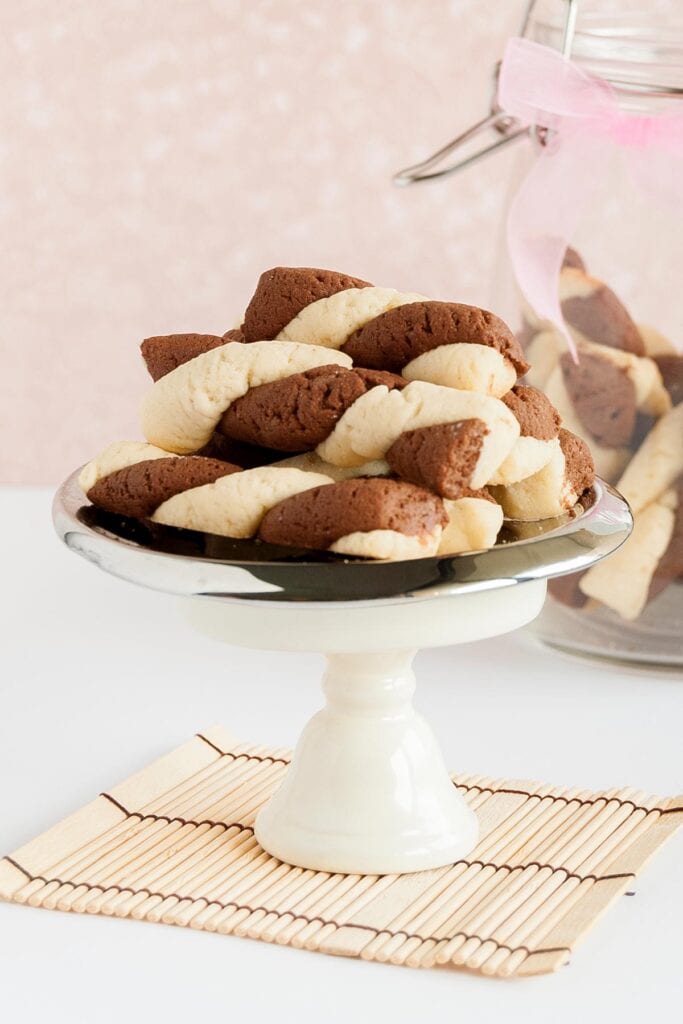 Vanilla Mocha Twirl Cookies recipe Cover image