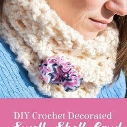 DIY Decorated Swell Shell Crochet Cowl - Scarf Week Day 4 DIY Decorated Swell Shell Crochet Cowl #ScarfWeek2015 #Crochetpattern #diyscarfideas