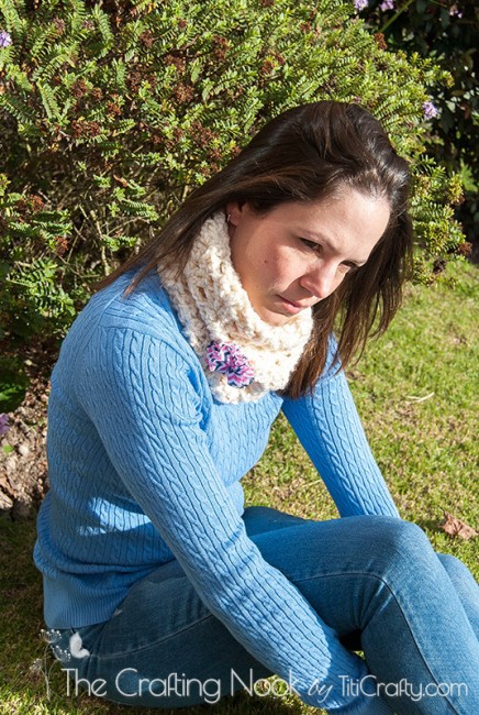 modeling decorated Swell Shell Crochet Cowl image two