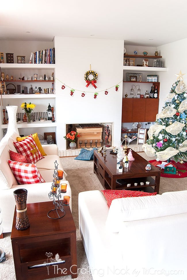 Christmas-Decoration-Home-Tour-2015-Livingroom