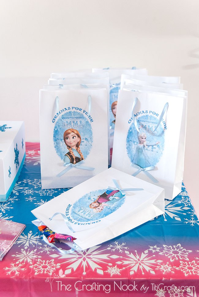 Frozen Themed Birthday Party | The Crafting Nook