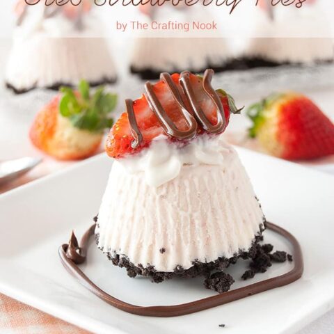 Individual Frozen Oreo Strawberry Pies