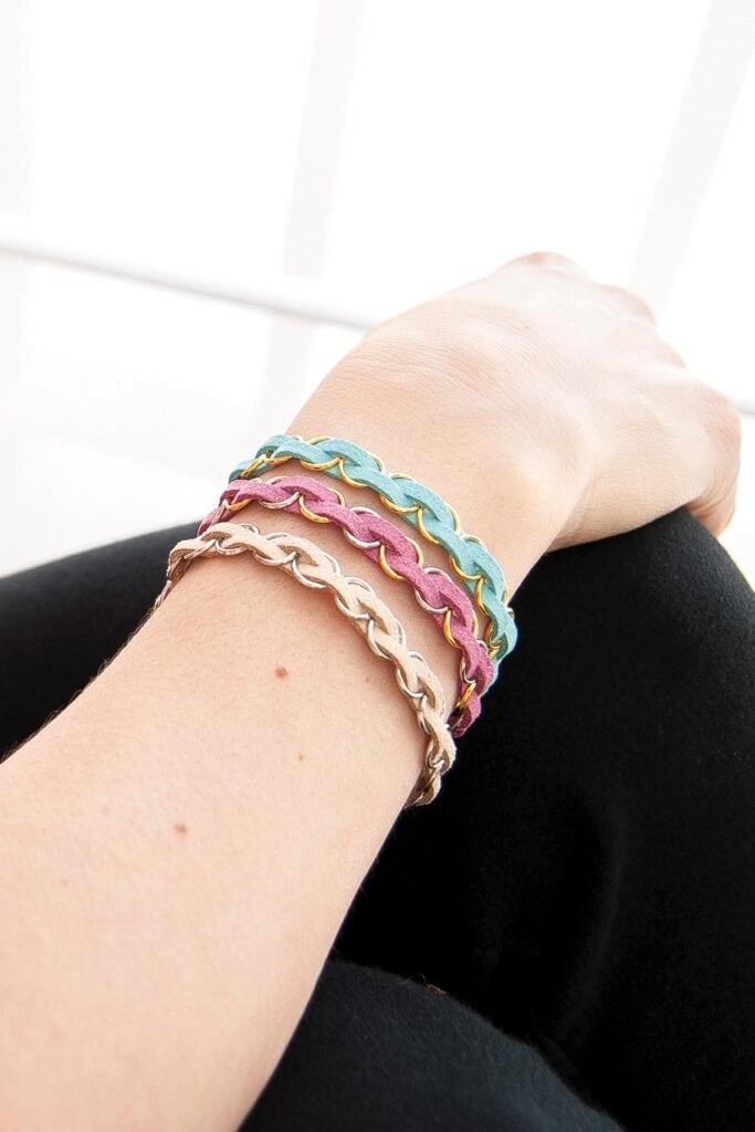 DIY Easy Braided Bracelet in different colors on the wrist