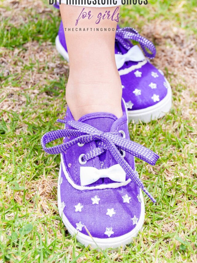 Cute DIY Embellished Star Rhinestone Shoes