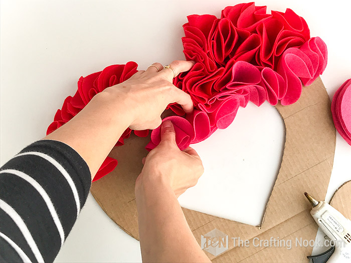 filling up the red row of the Valentines Heart Wreath