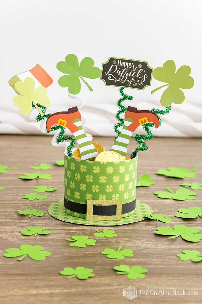 Shamrock Craft Papier Mache Round Hat Box Natural