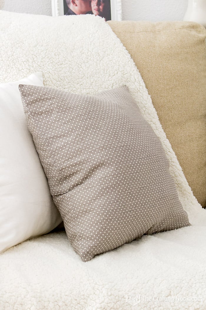 The Easiest Pillow Cover Ever - Organize and Decorate Everything