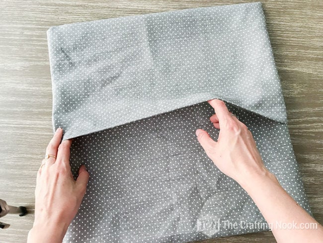 DIY 10-minute Envelope Pillow Cover Tutorial (with Photos and video ...