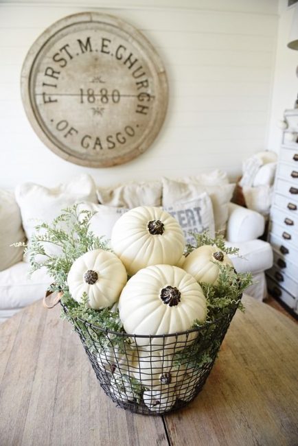 57+ Rustic Fall Decorating Ideas (Mostly DIY Projects) - The Crafting Nook