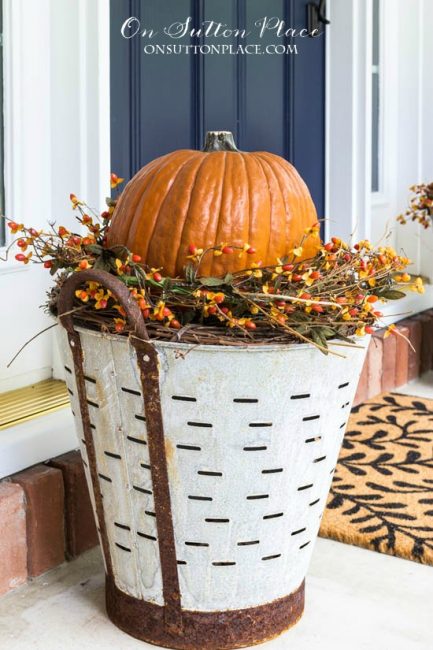 57+ Rustic Fall Decorating Ideas (Mostly DIY Projects) - The Crafting Nook