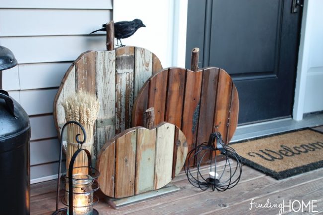 57+ Rustic Fall Decorating Ideas (Mostly DIY Projects) - The Crafting Nook