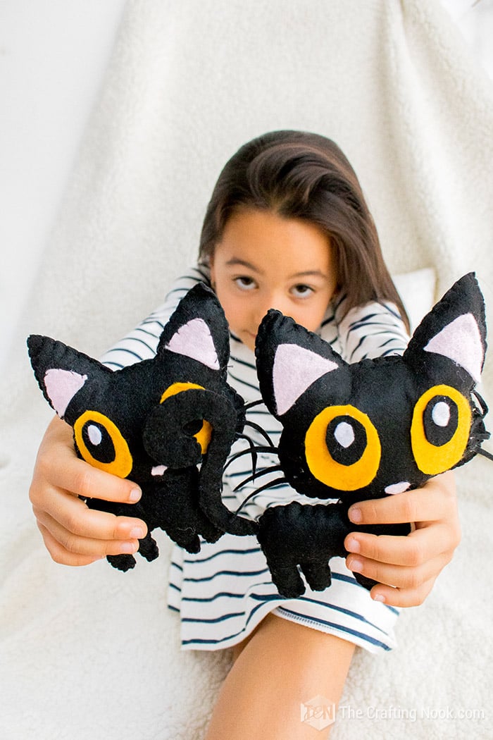 Halloween Black Cat Softie Pattern And Video Tutorial The Crafting Nook