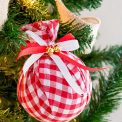 DIY Buffalo Check Christmas Ornament - Easy Upcycled Fabric Baubles.