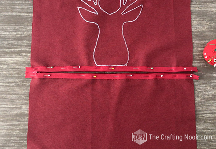 DIY Reindeer Applique Plaid Christmas Pillows - The Crafting Nook