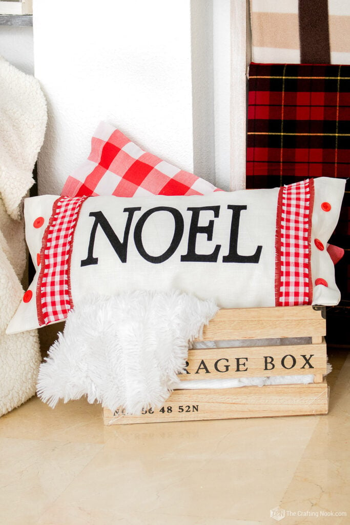 Noel Modern Farmhouse Christmas Pillow Cover Tutorial