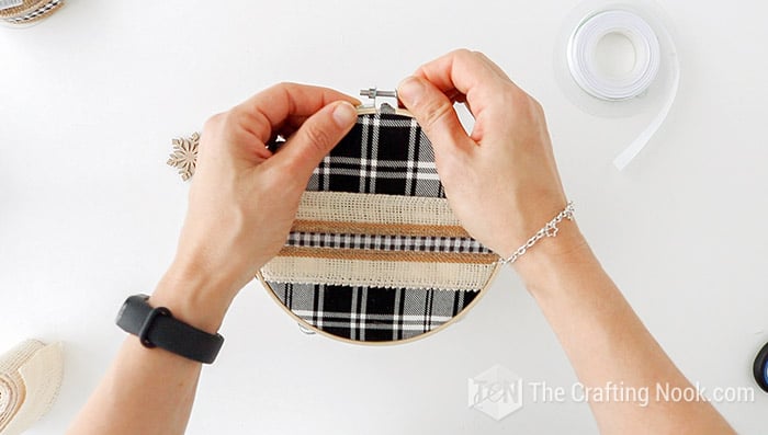 Mad for Plaid: DIY Embroidery Hoop Ornaments — Legally Crafty Blog