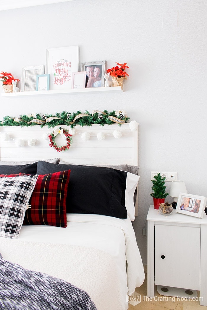 Black and White Buffalo Plaid Christmas Home Tour Bedroom Decor 2