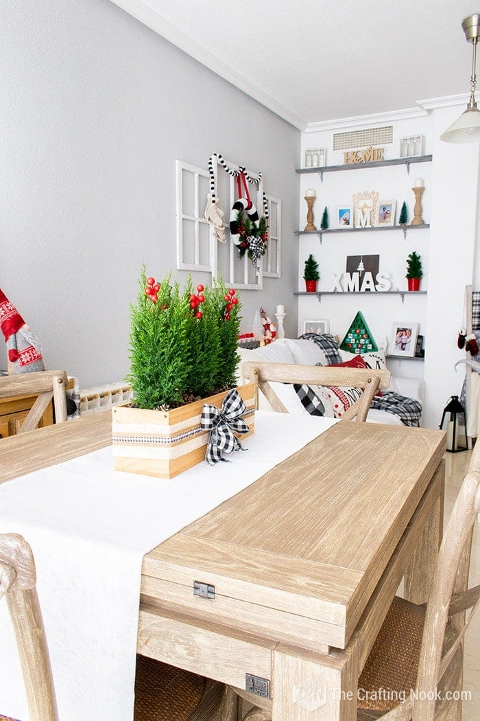 Black and White Buffalo Plaid Christmas Home Tour Dining Room 1