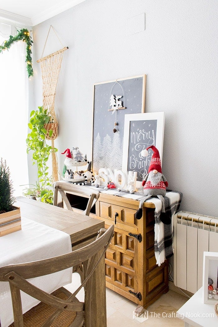 view of sideboard table to restore with some decorations