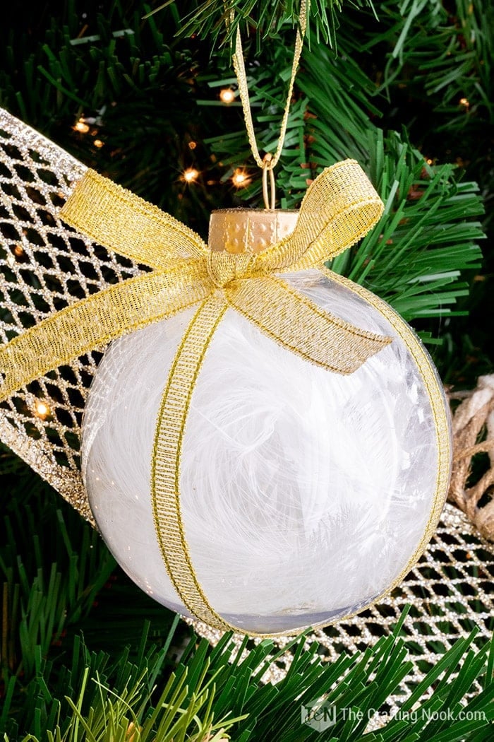 DIY Photo Christmas Ornaments Tutorial