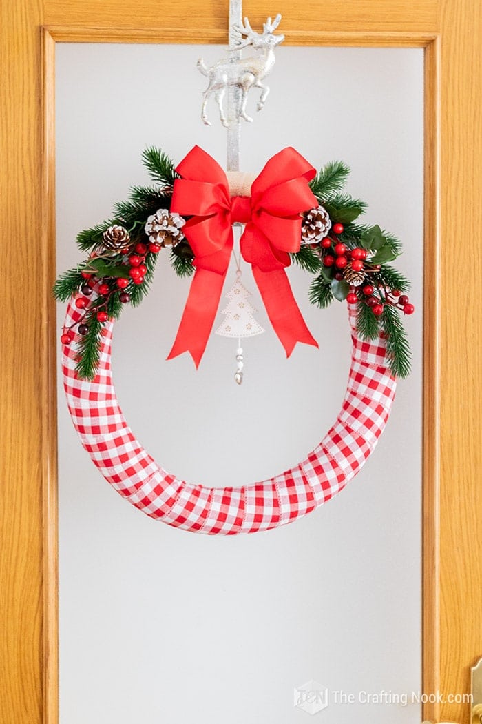 Cute Holiday Wreath with Buffalo Plaid and bow