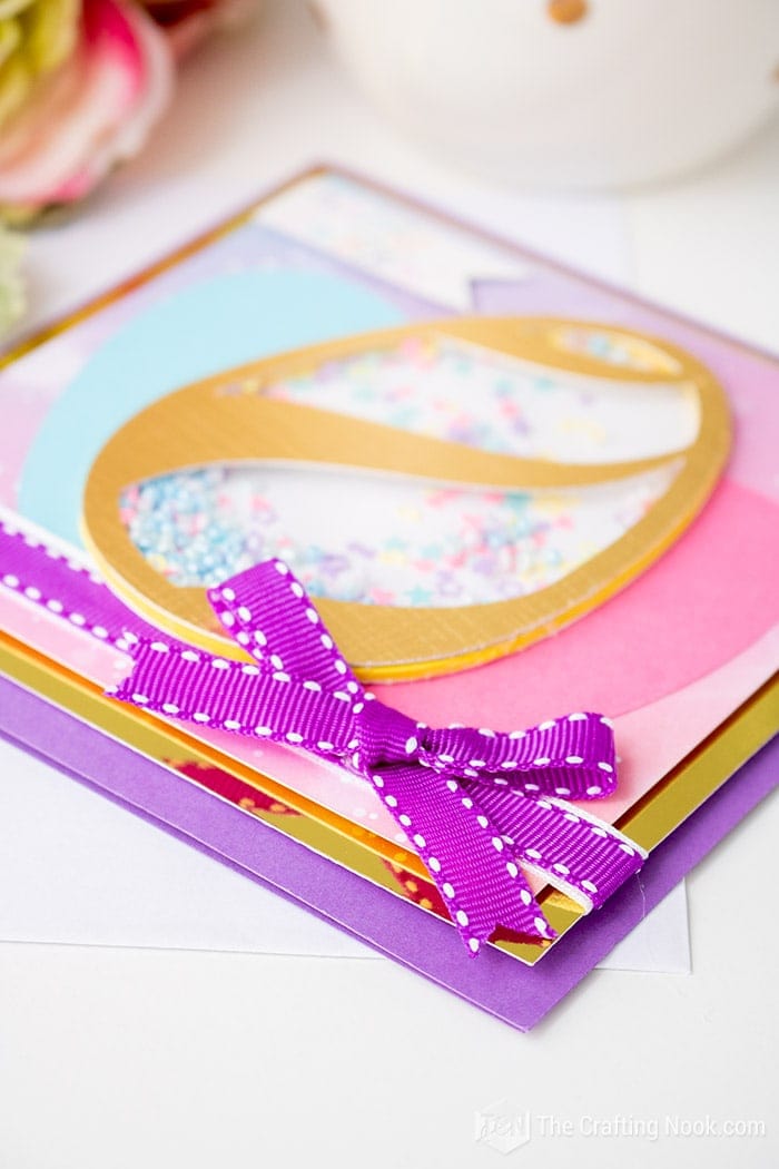 Closeup of the bow of the diy shaker card