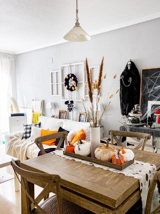 cropped-Fall-Halloween-Home-Decor-Living-room.jpg