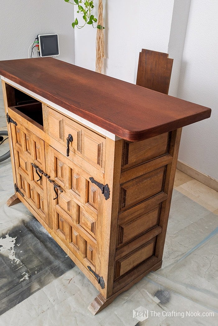 Refinishing An Antique Buffet Using Annie Sloan Chalk Paint In