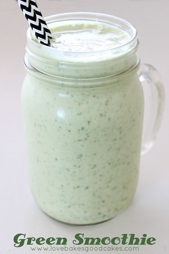 Healthy & Easy Green Smoothie 