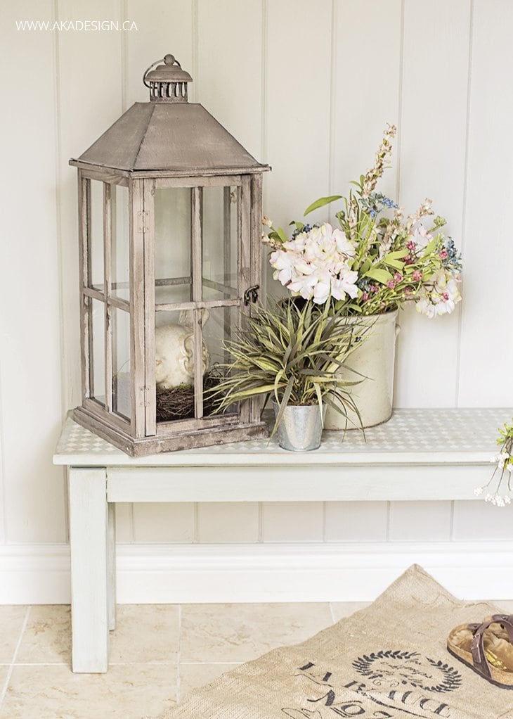 Chalky Finish Painted Entryway Bench