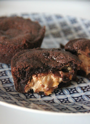 Snickers Stuffed Brownie Cups