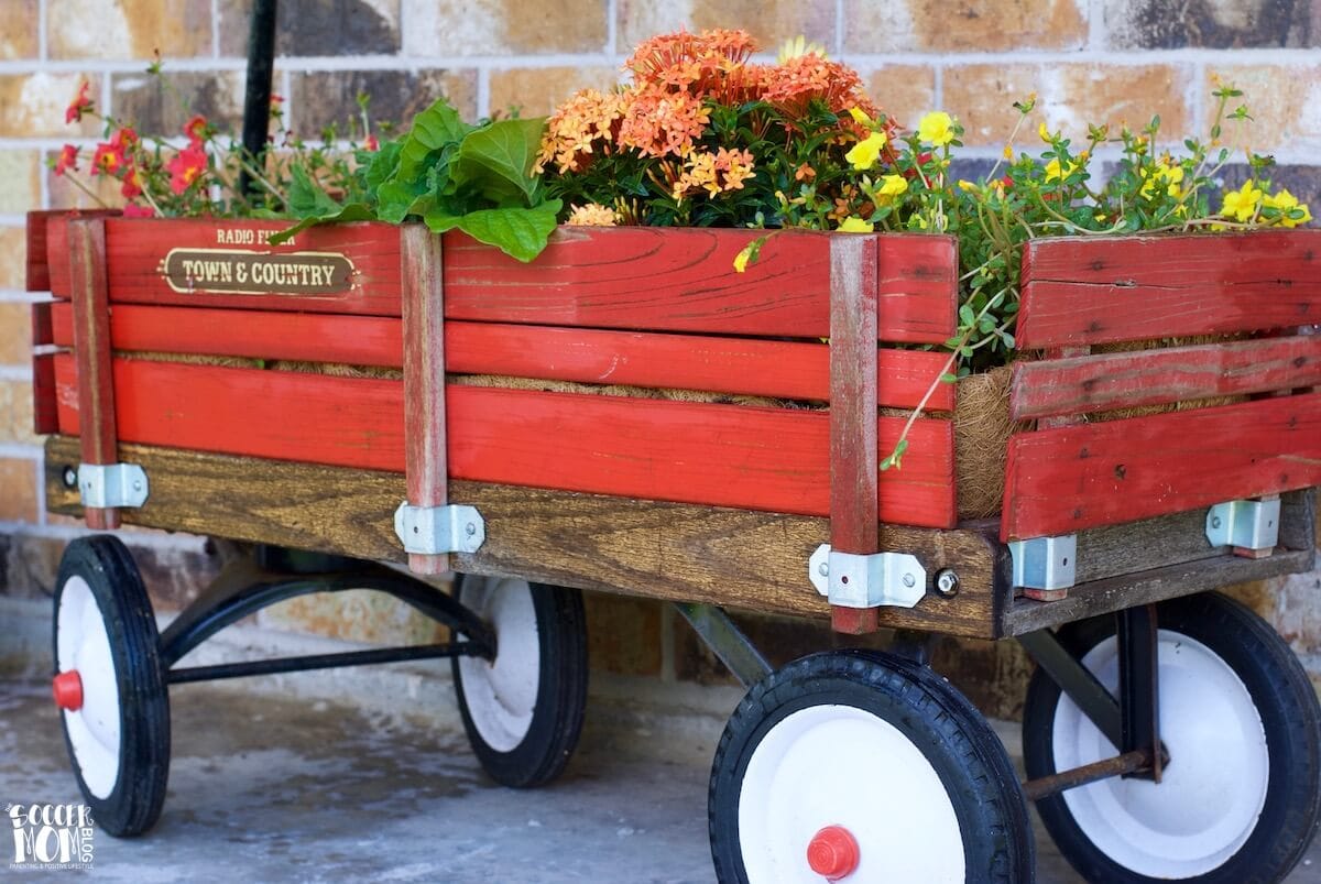 Create a Vintage Wagon Garden Planter in 30 Minutes