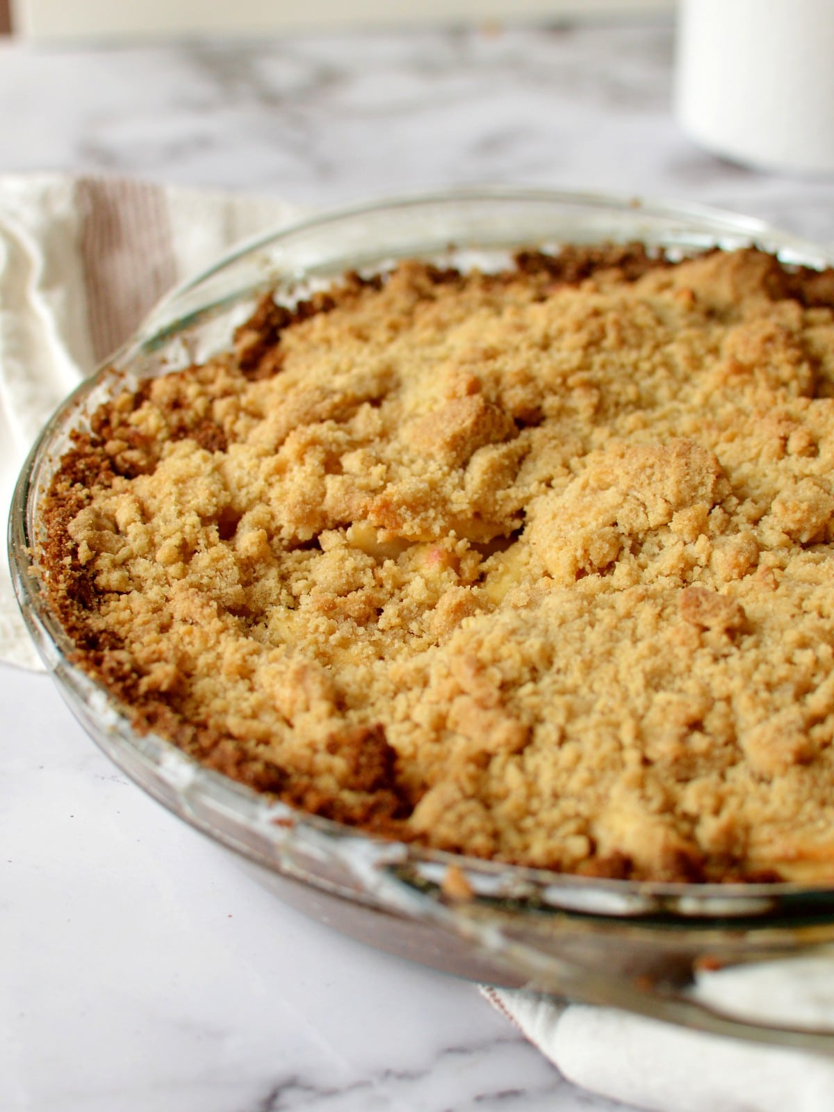 APPLE PIE WITH GRAHAM CRACKER CRUST By Caramel Cashews