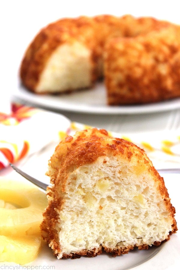 2 Ingredient Pineapple Cake By Cincy Shopper