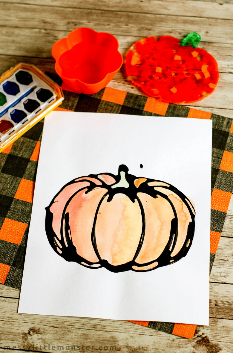 BLACK GLUE PUMPKIN CRAFT by Messy Little Monster