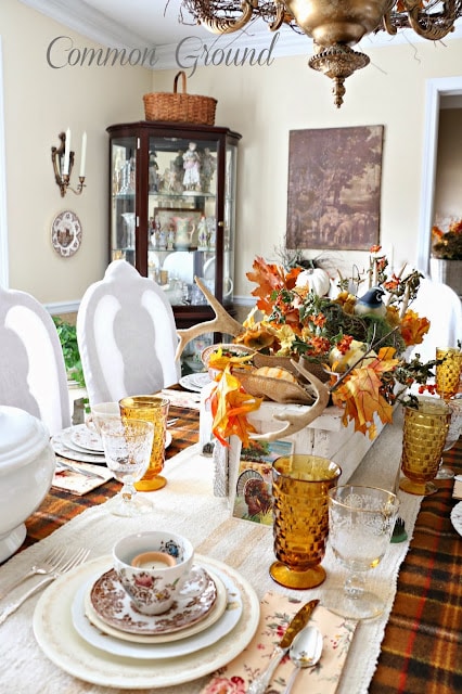 Nature Inspired Thanksgiving Tablescape by Common Ground