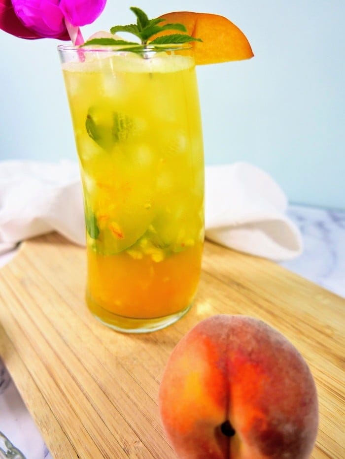 Peach Pineapple Mojito Mocktail by Ottawa Mommy Club