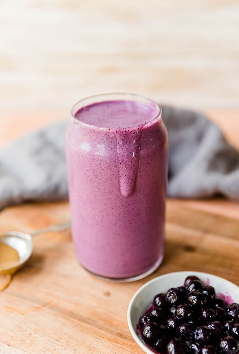 BLUEBERRY VANILLA PROTEIN SHAKE WITHOUT YOGURT By Fresh Water Peaches